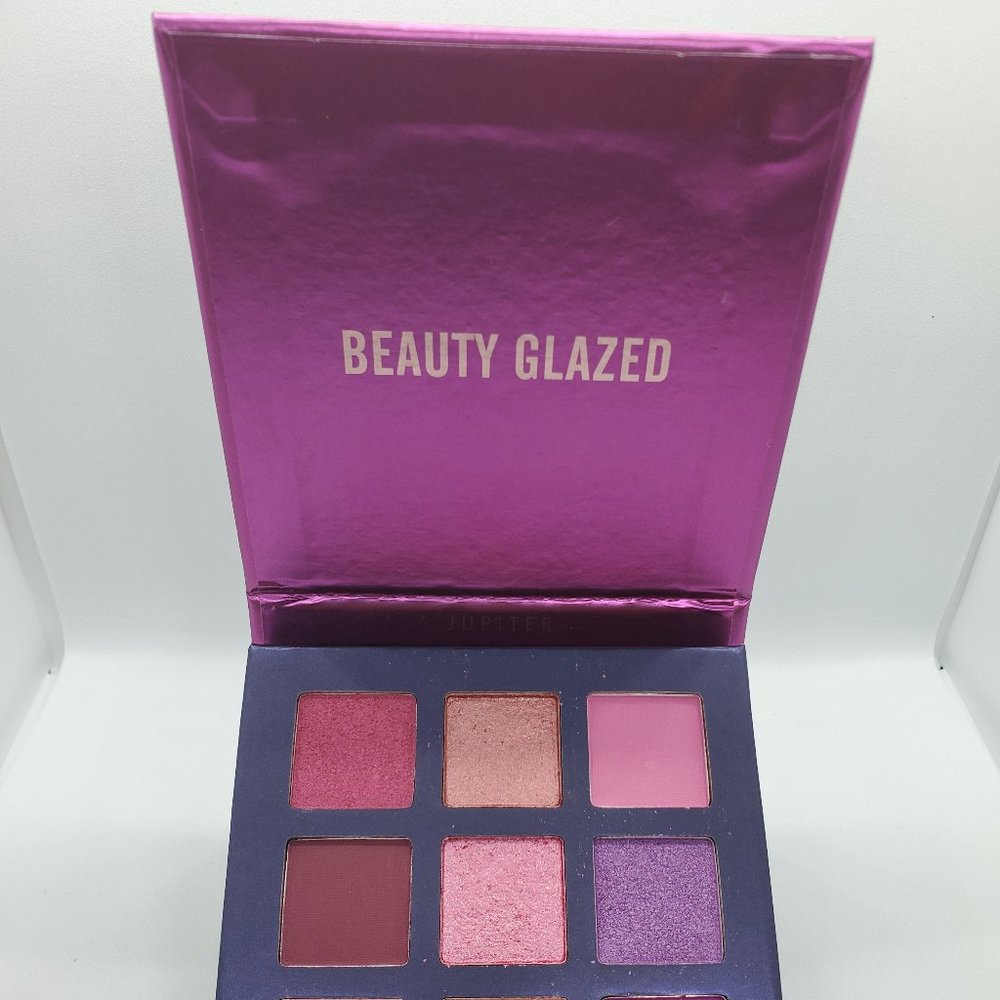 Beauty Glazed Makeup Palettes!